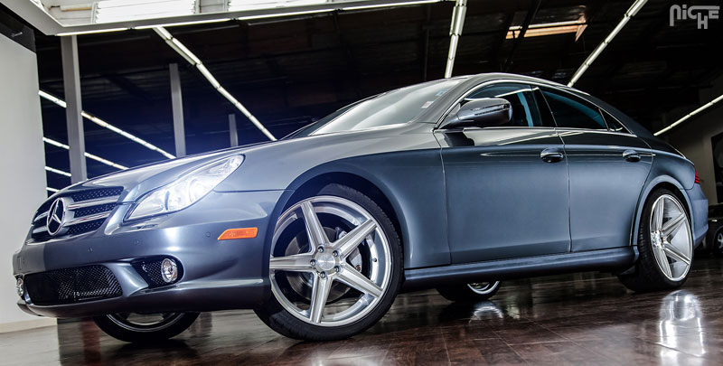 Mercedes-Benz CLS550